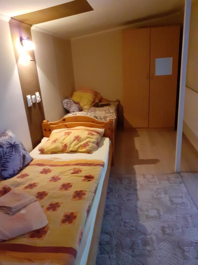 Csilla Apartman Balogunyom Bagian luar foto