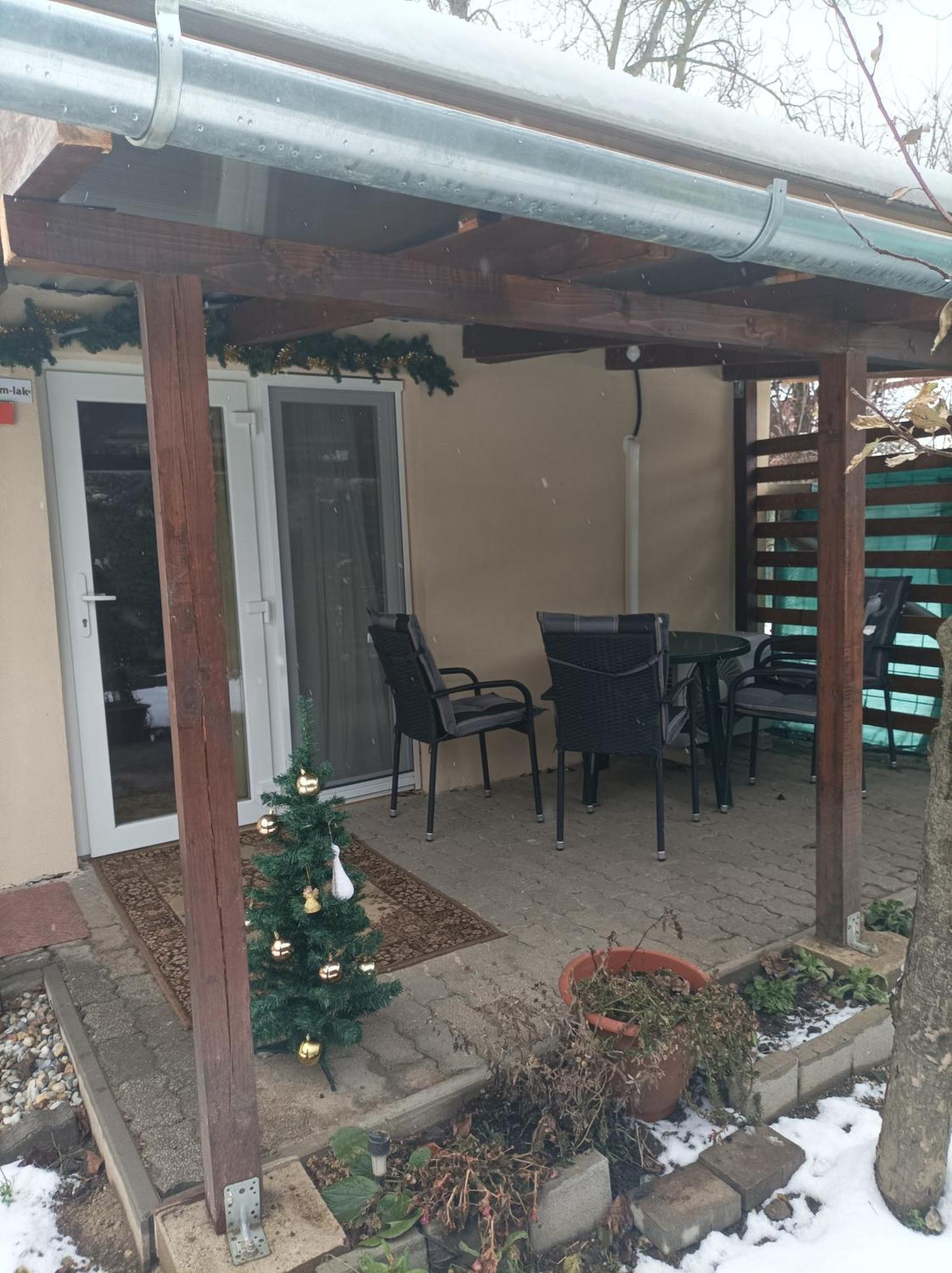 Csilla Apartman Balogunyom Bagian luar foto