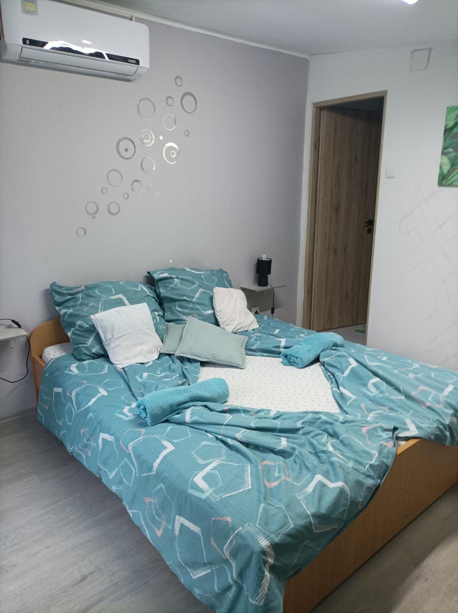 Csilla Apartman Balogunyom Bagian luar foto